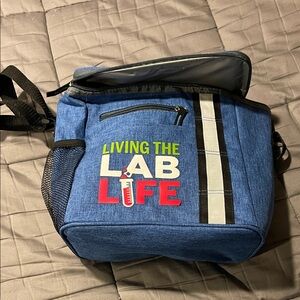 Blue and Black Lab Life Lunchbox bag